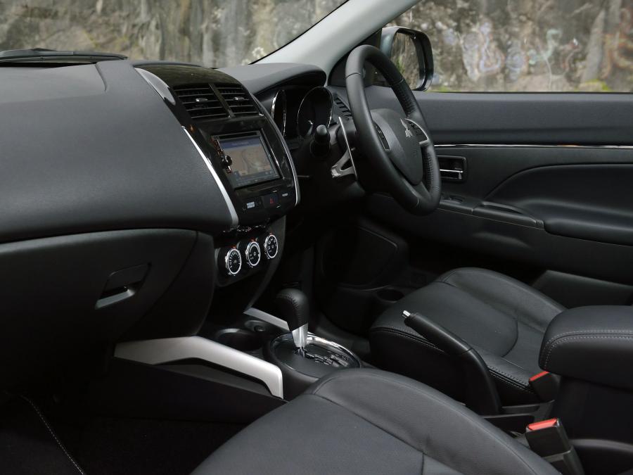  Mitsubishi ASX 4 2013 года  (UK) (фото 18 из 23)